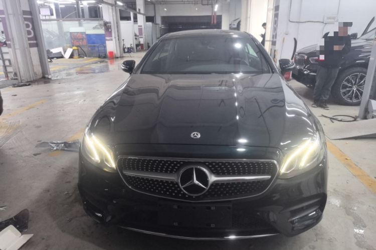 Used Mercedes-Benz E-Class 2020 E 260 Coupe Exterior 1