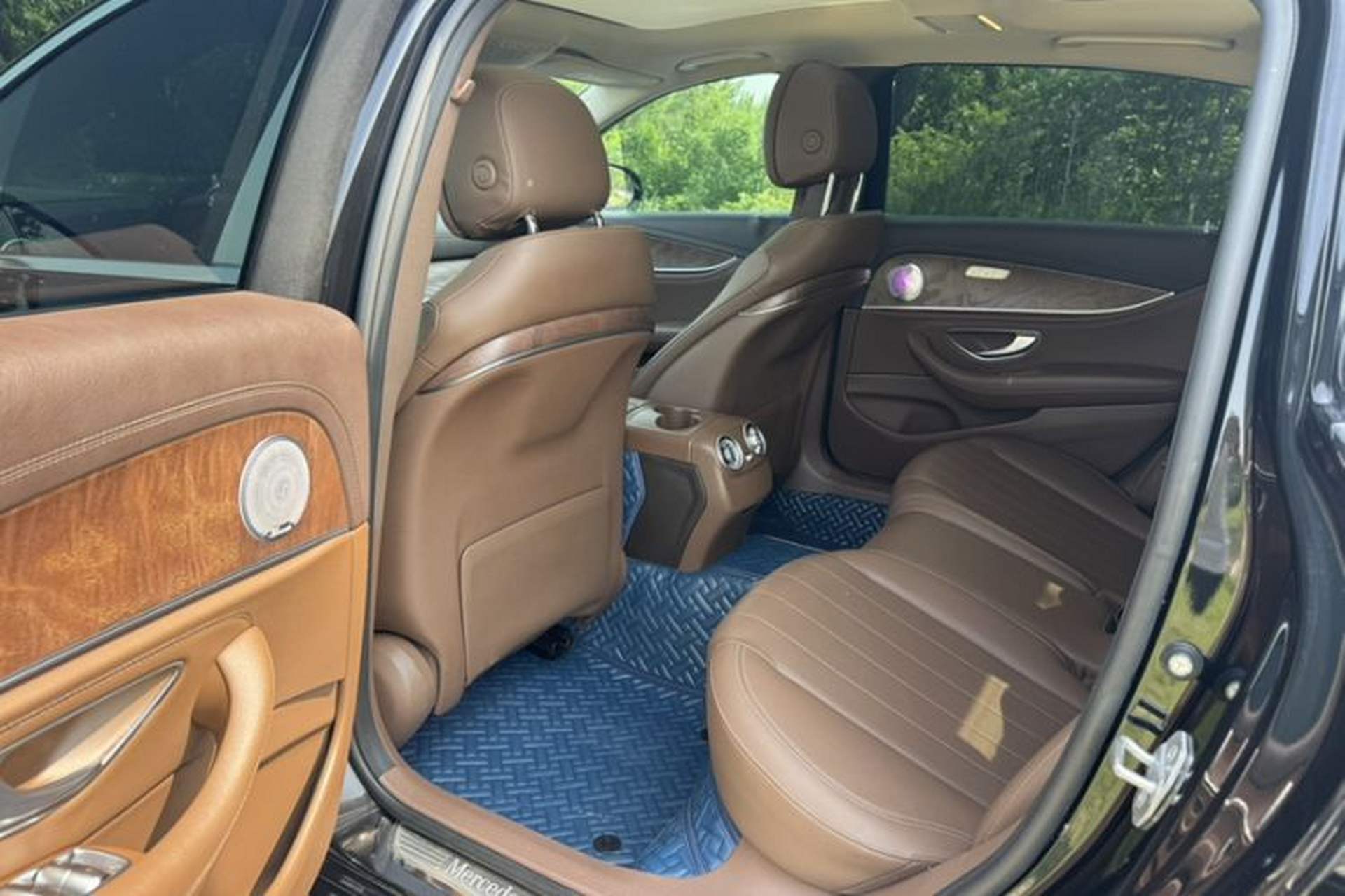 Used Mercedes-Benz E-Class 2020 E 260 L Exterior 1