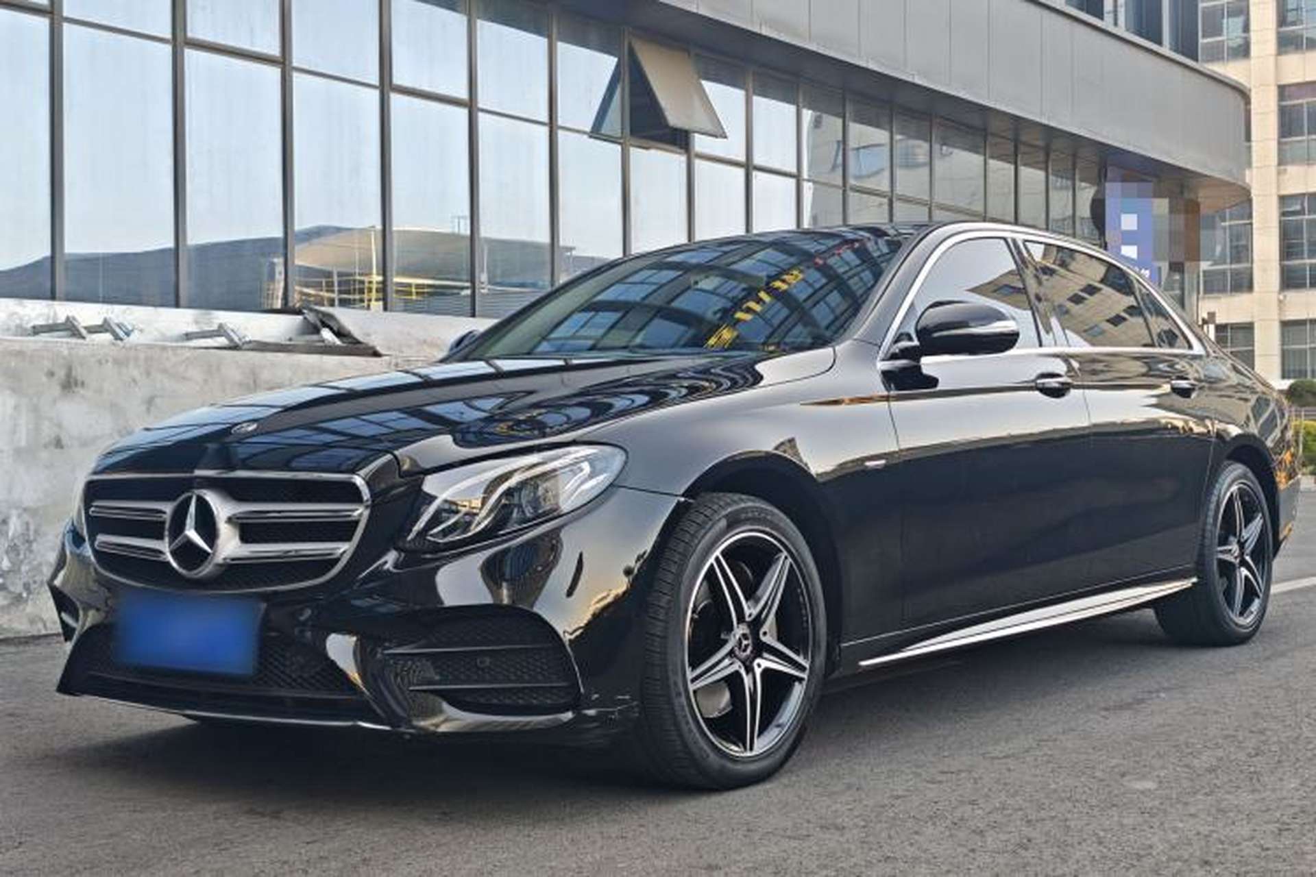 Used Mercedes-Benz E-Class 2020 Restyled E 300 L Sport Exclusive Edition Exterior 2
