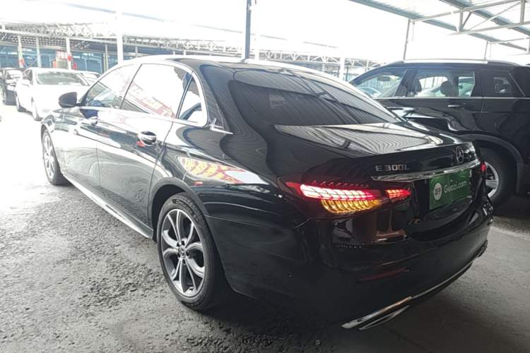 Used Mercedes-Benz E-Class 2020 Restyled E 300 L Sporty and Stylish Edition Exterior 2