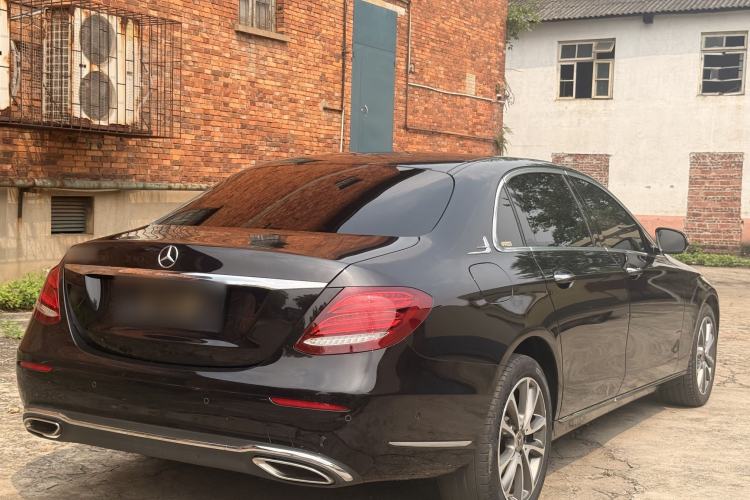 Used Mercedes-Benz E-Class 2020 Facelift E 260 L Exterior 2