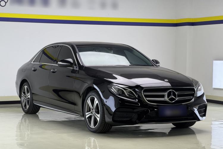 Used Mercedes-Benz E-Class 2020 Facelift E 260 L Sport Edition Exterior 2