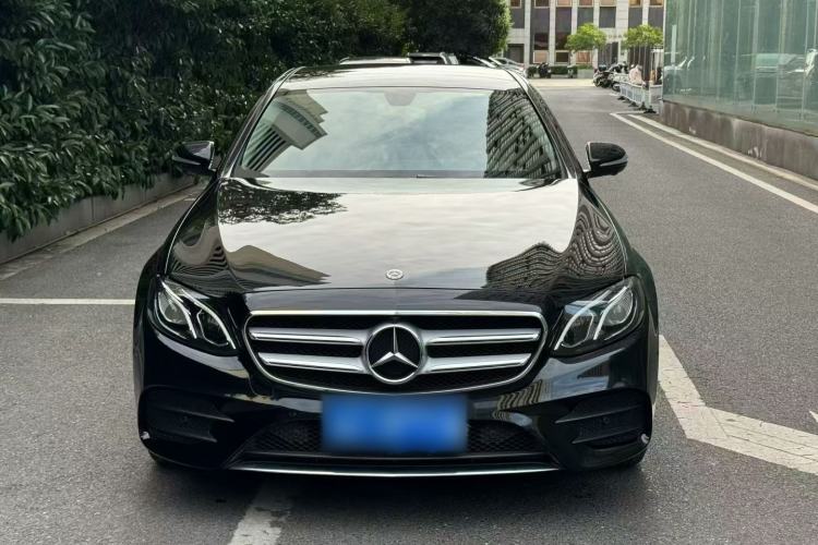 Used Mercedes-Benz E-Class 2020 E 300 L Sporty and Stylish Model Exterior 2