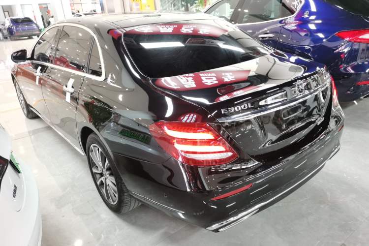 Used Mercedes-Benz E-Class 2020 E 260 L 4MATIC Exterior 2