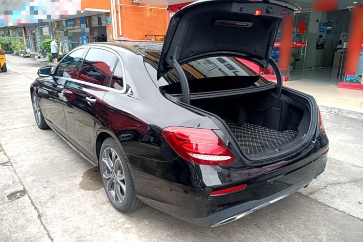 Used Mercedes-Benz E-Class 2020 E 300 L Sport Luxury Edition Exterior 2