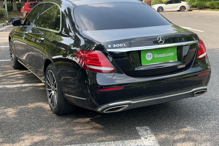 Used Mercedes-Benz E-Class 2020 E 300 L Luxury Model Exterior 2
