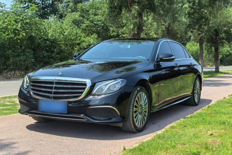 Used Mercedes-Benz E-Class 2020 Facelift E 260 L Exterior 3