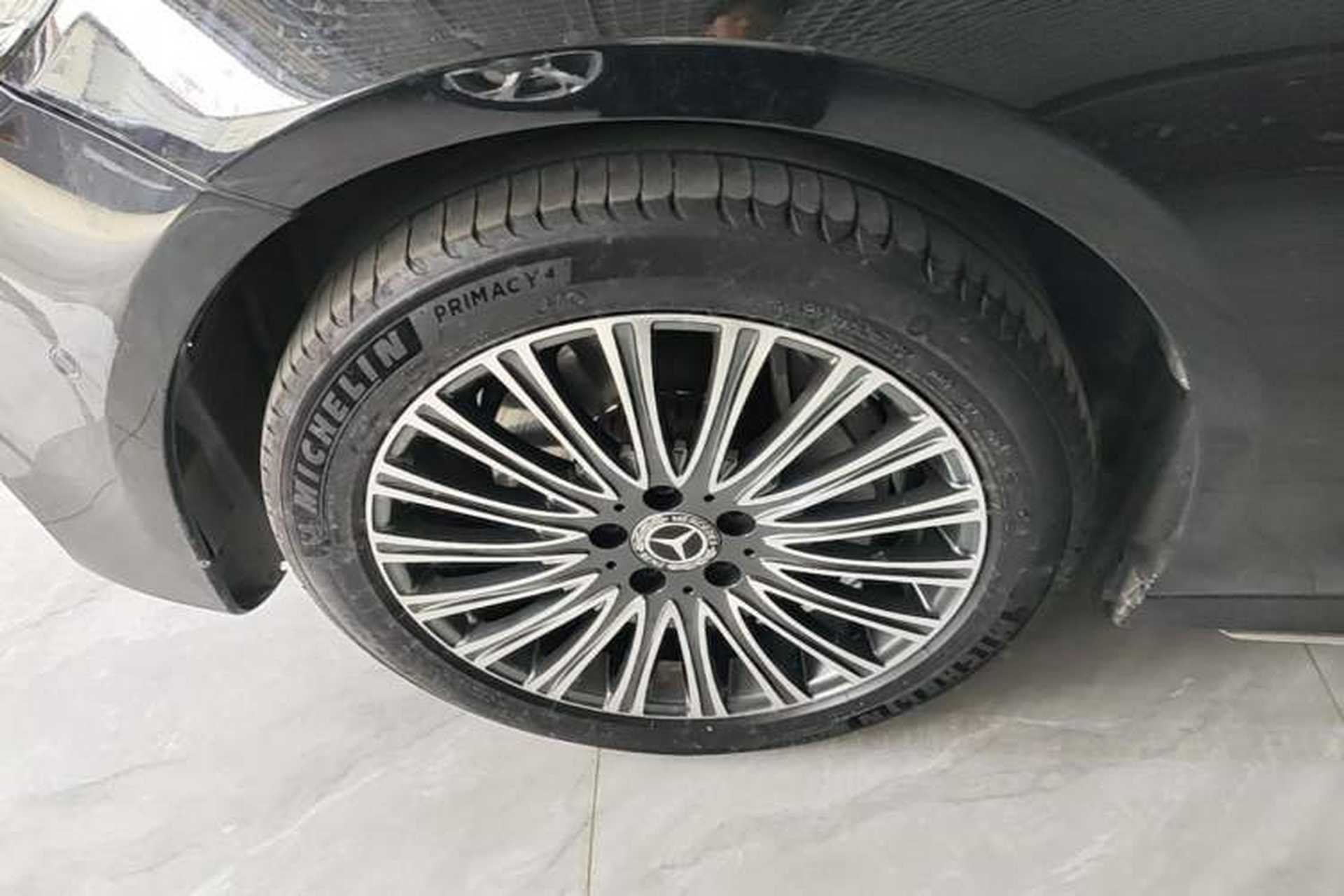 Used Mercedes-Benz E-Class 2020 Restyled E 300 L Sport Exclusive Edition Exterior 3