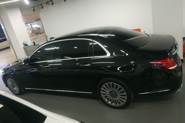 Used Mercedes-Benz E-Class 2020 E 300 L Luxury Model Exterior 3