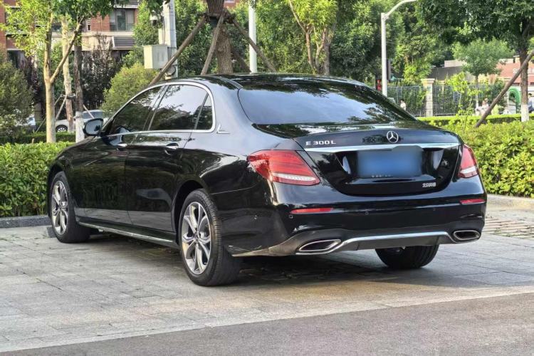 Used Mercedes-Benz E-Class 2020 Restyled E 300 L Sporty and Stylish Edition Exterior 3