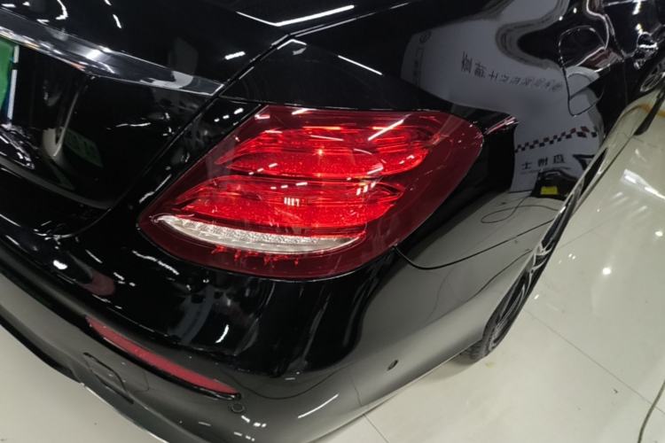 Used Mercedes-Benz E-Class 2020 Facelift E 260 Sport Edition Exterior 3