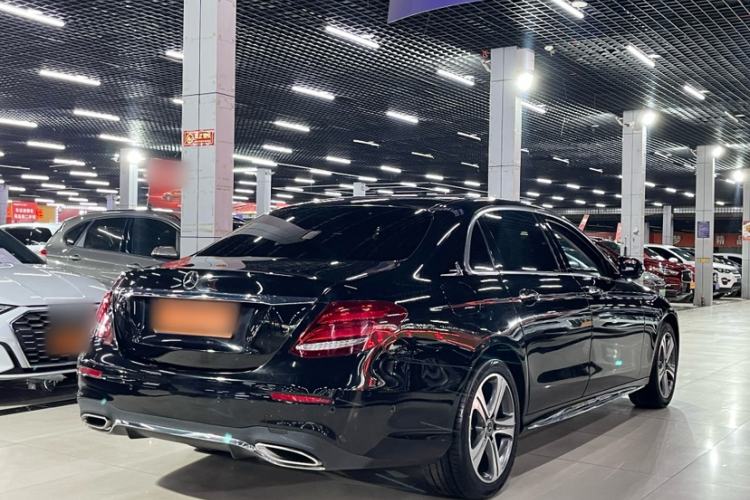 Used Mercedes-Benz E-Class 2020 Facelift E 260 L Sport Edition Exterior 3