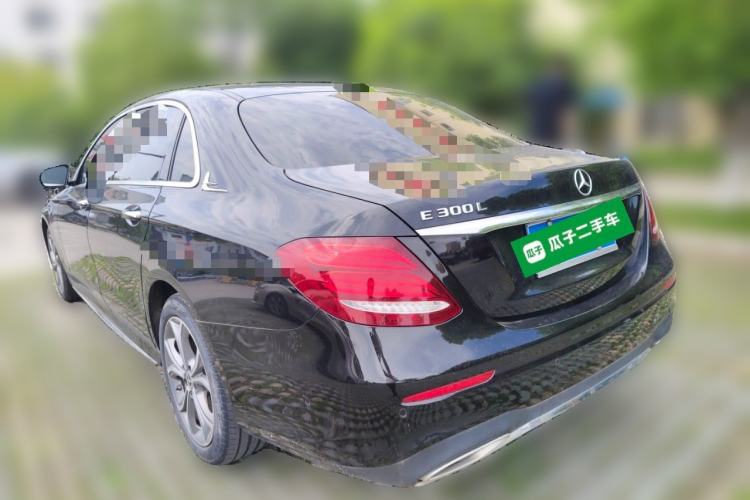 Used Mercedes-Benz E-Class 2020 Restyled E 300 L Sporty and Stylish Edition Exterior 3