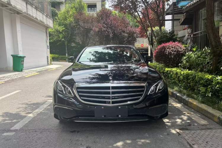 Used Mercedes-Benz E-Class 2020 E 300 L Luxury Model Exterior 3