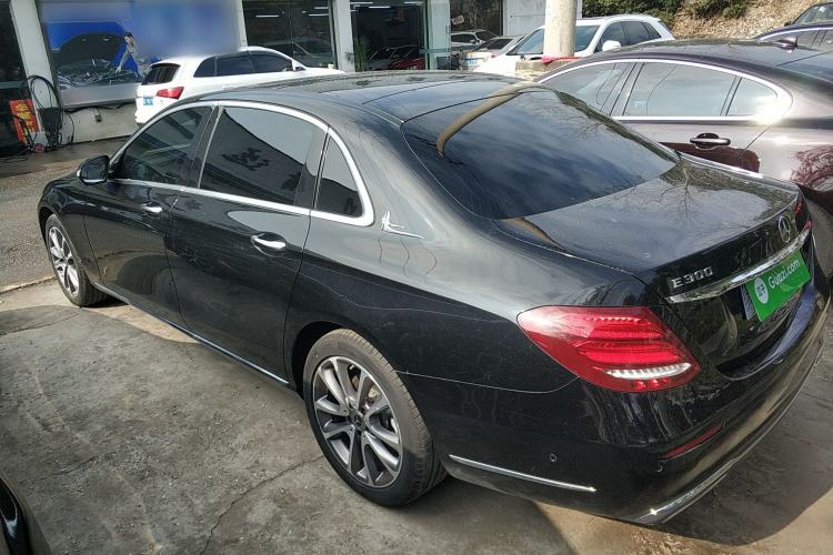Used Mercedes-Benz E-Class 2020 Facelift E 260 L Exterior 3