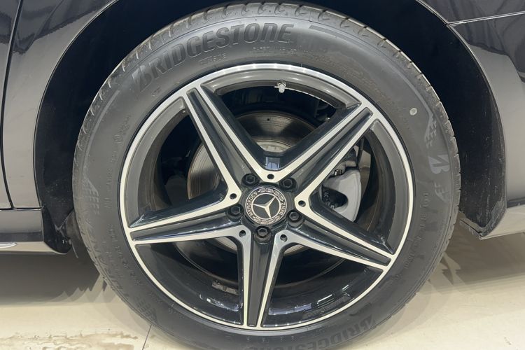 Used Mercedes-Benz E-Class 2020 Restyled E 300 L Sport Exclusive Edition Exterior 3