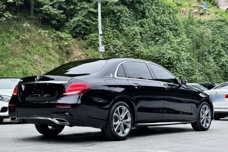 Used Mercedes-Benz E-Class 2020 Restyled E 300 L Sporty and Stylish Edition Exterior 3