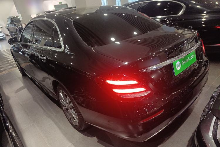 Used Mercedes-Benz E-Class 2020 Restyled E 300 L Sporty and Stylish Edition Exterior 3