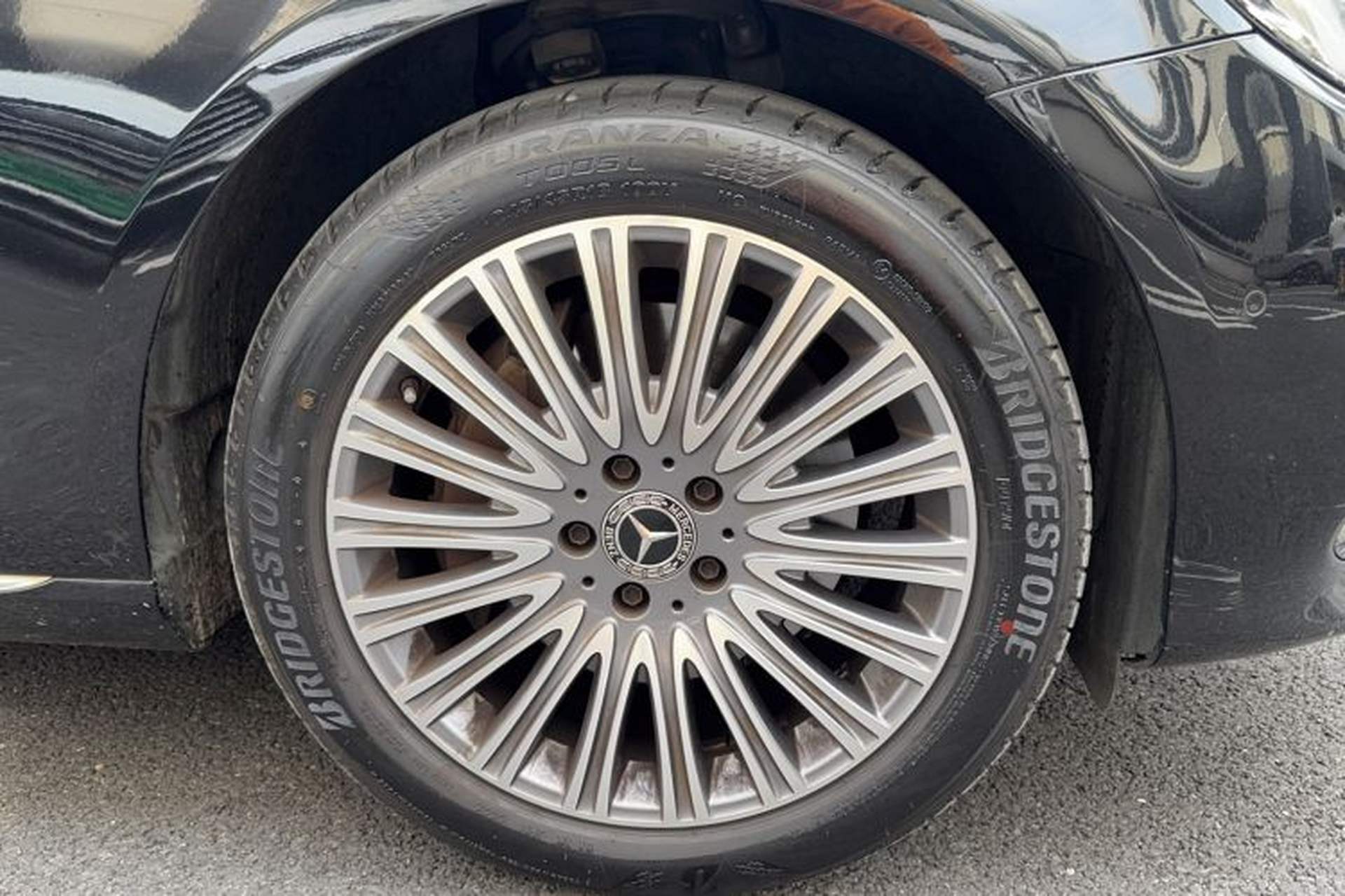 Used Mercedes-Benz E-Class 2020 Restyled E 300 L Exclusive Edition Exterior 4