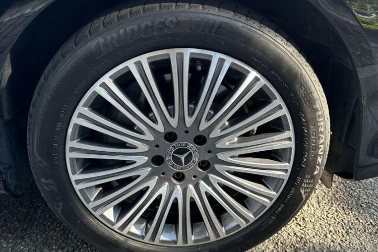 Used Mercedes-Benz E-Class 2020 E 300 L Stylish Model Exterior 4