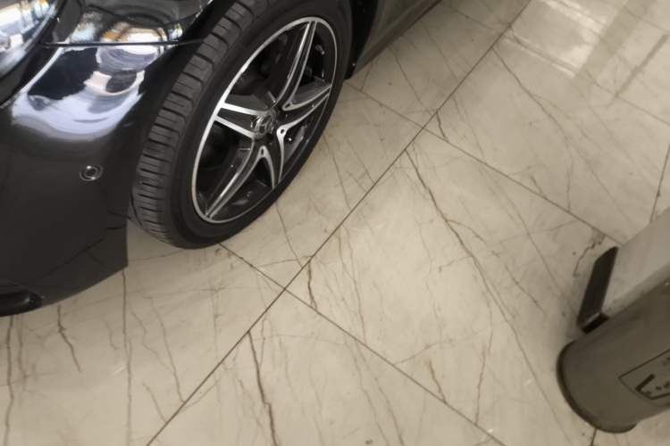 Used Mercedes-Benz E-Class 2020 E 260 Sport Edition Exterior 4