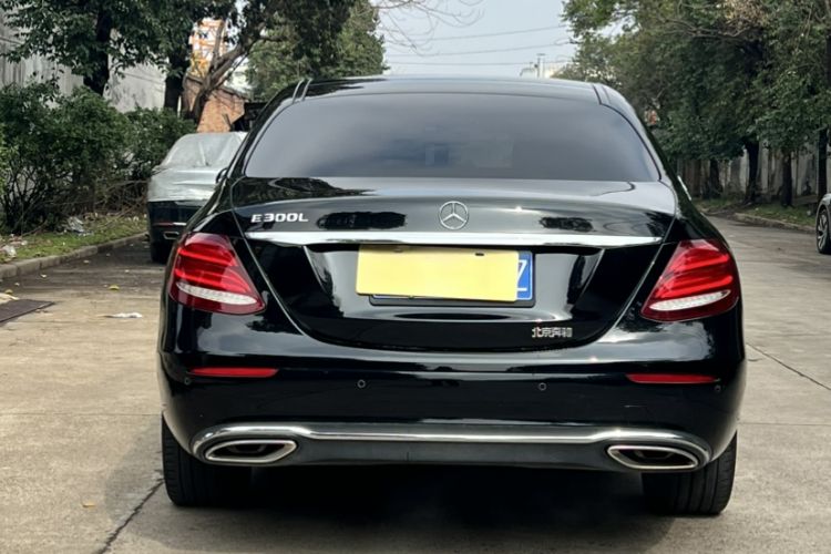 Used Mercedes-Benz E-Class 2020 Facelift E 300 L Stylish Edition Exterior 4
