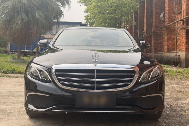 Used Mercedes-Benz E-Class 2020 Facelift E 260 L Exterior 4
