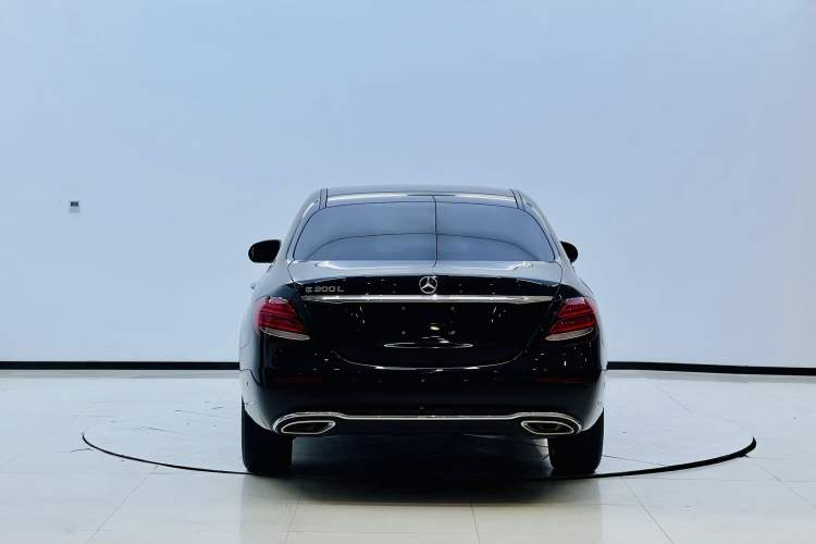 Used Mercedes-Benz E-Class 2020 Facelift E 300 L Stylish Edition Exterior 4