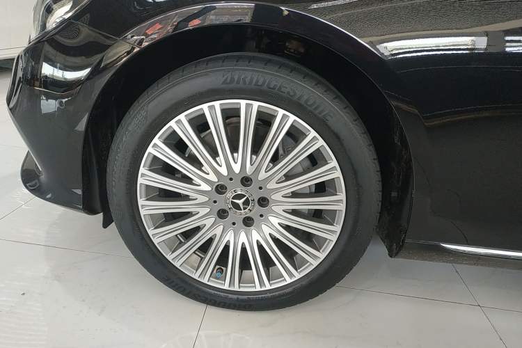 Used Mercedes-Benz E-Class 2020 E 300 L Stylish Model Exterior 4