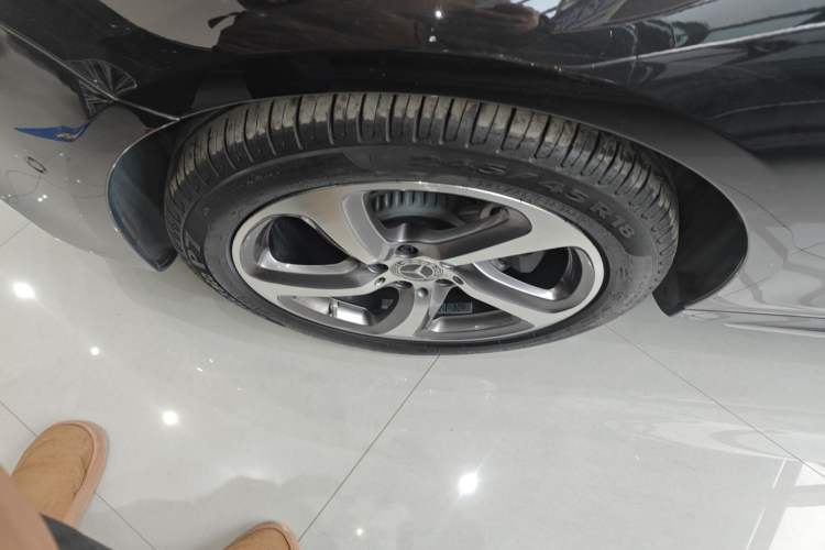 Used Mercedes-Benz E-Class 2020 E 260 L Sport 4MATIC Exterior 4