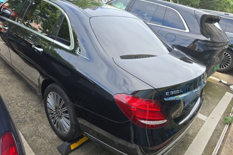 Used Mercedes-Benz E-Class 2020 Facelift E 300 L Stylish Edition Exterior 4
