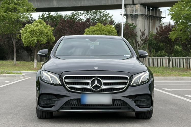 Used Mercedes-Benz E-Class 2020 Restyled E 300 L Sporty and Stylish Edition Exterior 4