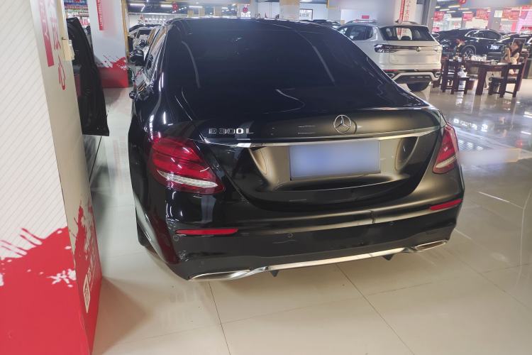 Used Mercedes-Benz E-Class 2020 Restyled E 300 L Sport Exclusive Edition Exterior 4