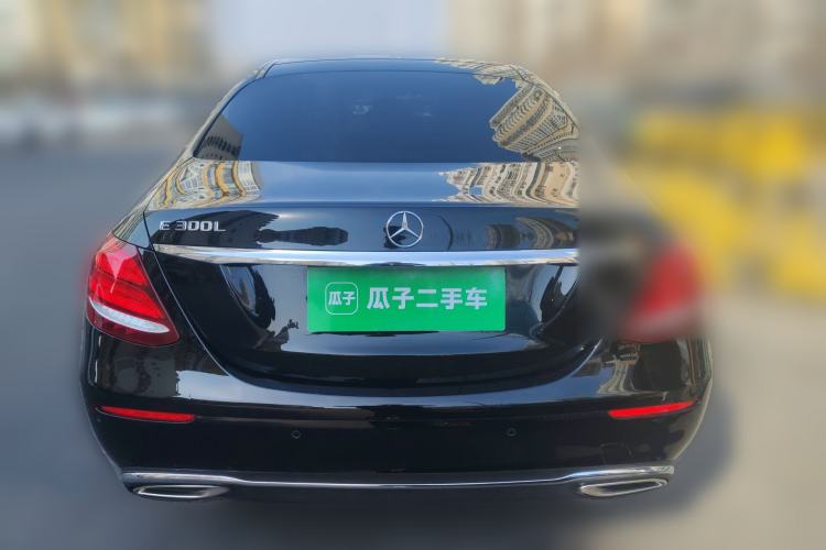 Used Mercedes-Benz E-Class 2020 E 300 L Luxury Model Exterior 4