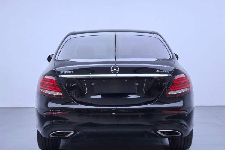 Used Mercedes-Benz E-Class 2020 E 260 Sport Edition 4MATIC Exterior 4