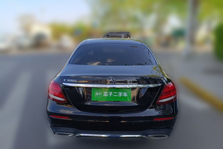 Used Mercedes-Benz E-Class 2020 E 300 L Sporty and Stylish Model Exterior 4