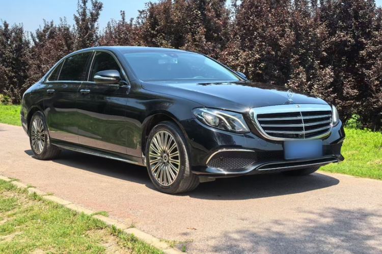 Used Mercedes-Benz E-Class 2020 Facelift E 260 L Exterior 5