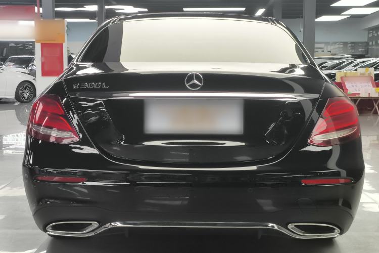 Used Mercedes-Benz E-Class 2020 Restyled E 300 L Sporty and Stylish Edition Exterior 5