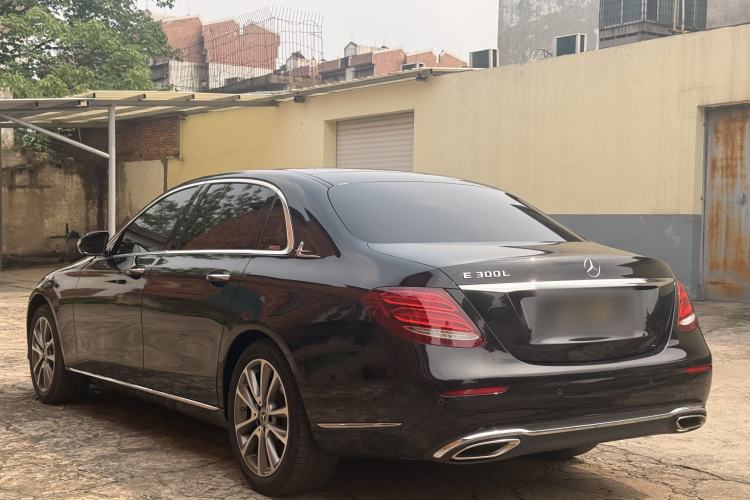 Used Mercedes-Benz E-Class 2020 Facelift E 260 L Exterior 5