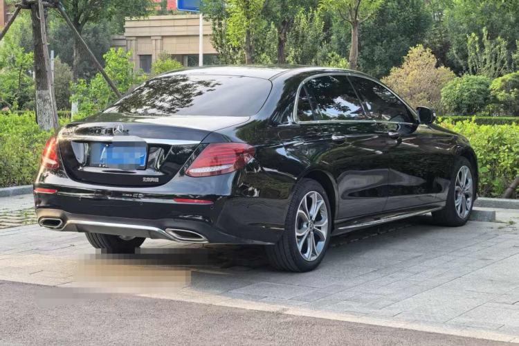 Used Mercedes-Benz E-Class 2020 Restyled E 300 L Sporty and Stylish Edition Exterior 5