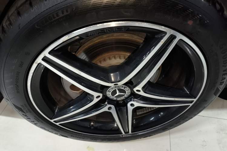 Used Mercedes-Benz E-Class 2020 Facelift E 260 Sport Edition Exterior 5
