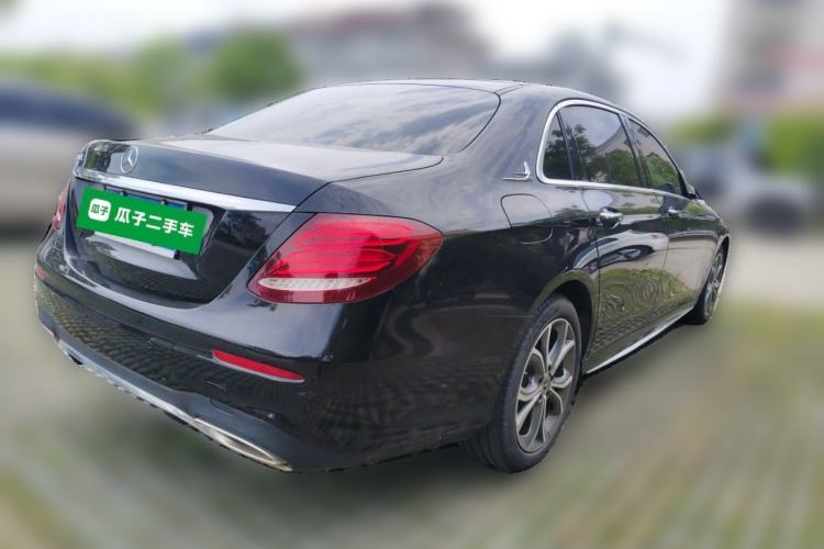 Used Mercedes-Benz E-Class 2020 Restyled E 300 L Sporty and Stylish Edition Exterior 5
