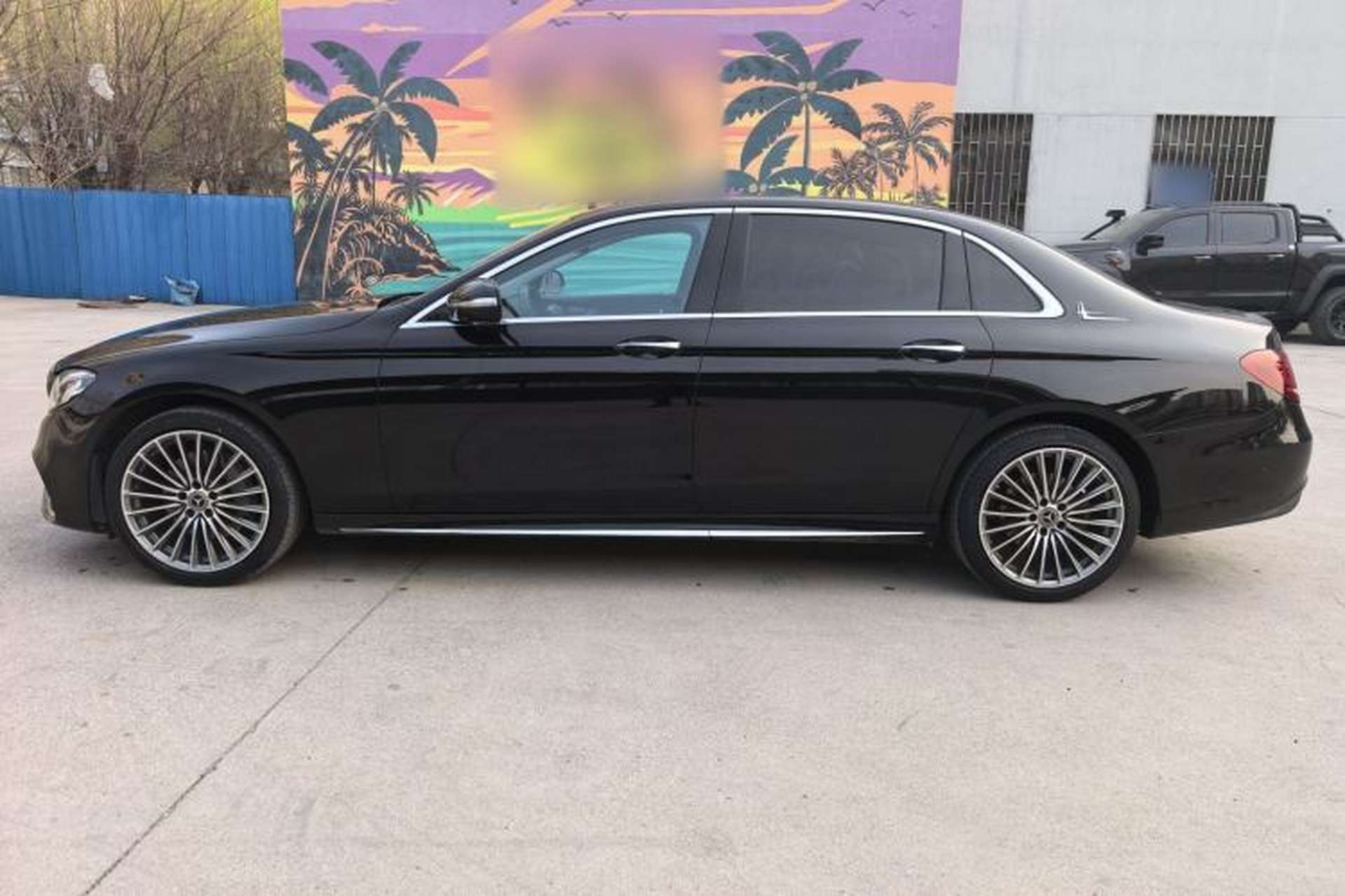 Used Mercedes-Benz E-Class 2020 E 300 L Sporty and Stylish Model Exterior 5