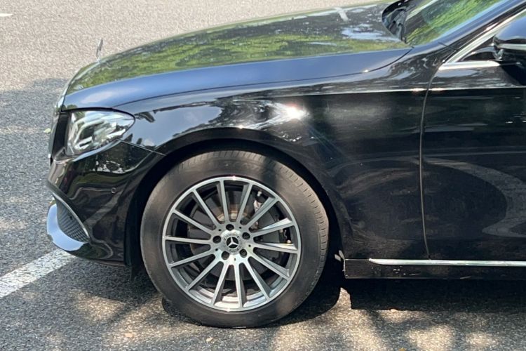 Used Mercedes-Benz E-Class 2020 E 300 L Luxury Model Exterior 5