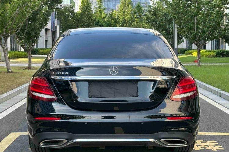 Used Mercedes-Benz E-Class 2020 Restyled E 300 L Sport Exclusive Edition Exterior 7