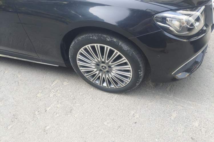 Used Mercedes-Benz E-Class 2020 Facelift E 260 L Exterior 7
