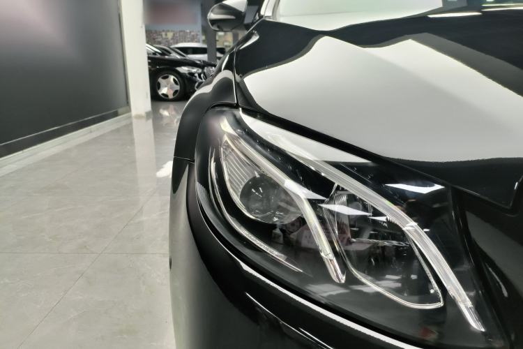 Used Mercedes-Benz E-Class 2020 Restyled E 300 L Sporty and Stylish Edition Exterior 7