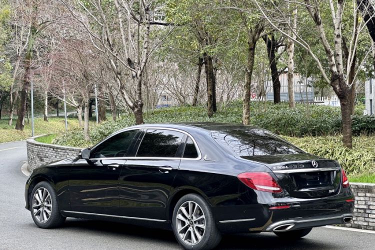 Used Mercedes-Benz E-Class 2020 Facelift E 260 L Exterior 7