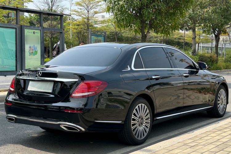 Used Mercedes-Benz E-Class 2020 Facelift E 300 L Stylish Edition Exterior 7