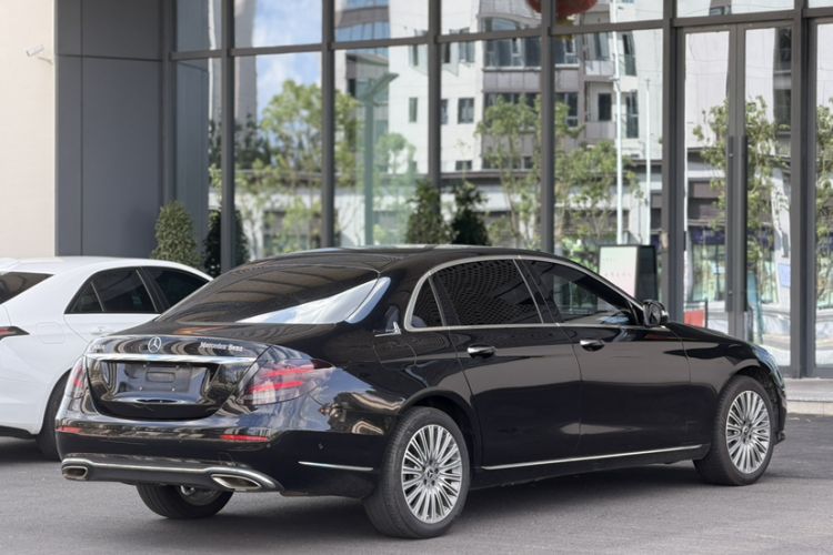 Used Mercedes-Benz E-Class 2020 E 300 L Stylish Model Exterior 7
